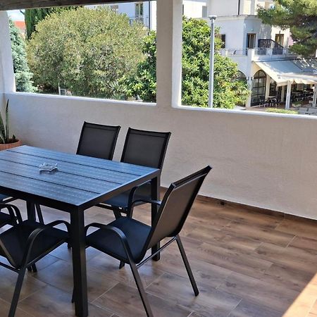 Apartmani Juricev Vodice Bagian luar foto